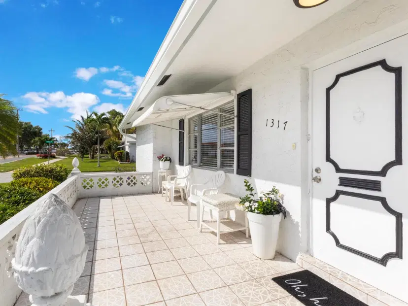 Picture of 1317 SW 18Th Street, Boynton Beach FL 33426