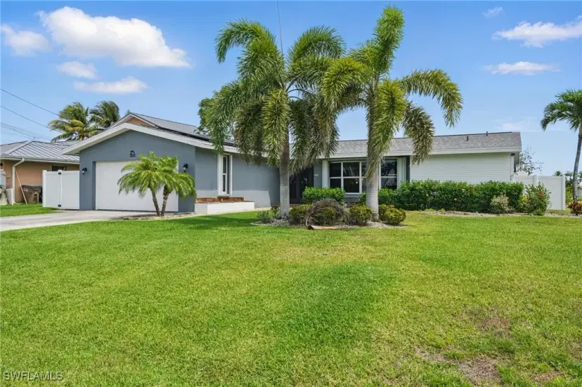 Picture of 2941 SE 10Th Pl, Cape Coral FL 33904