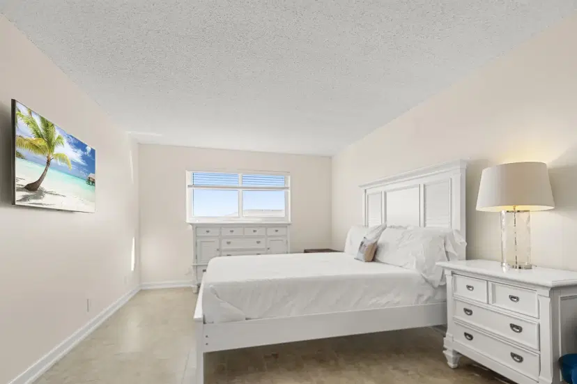 Picture of 711 Lori Drive 412, Palm Springs FL 33461