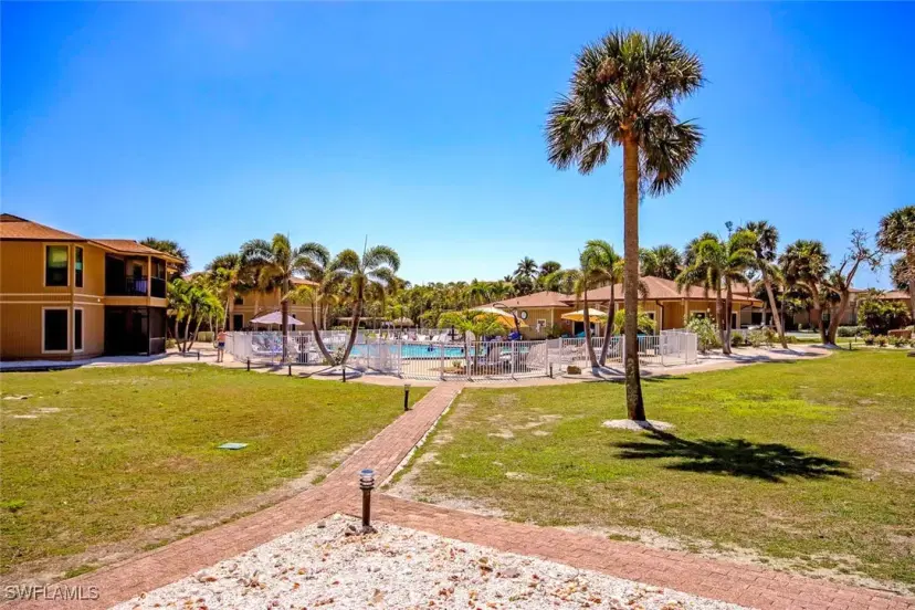 Picture of 5117 Sea Bell Rd B101, Sanibel FL 33957