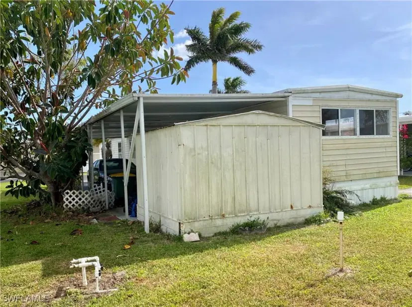 Picture of 9 Oregon Trl 68, Naples FL 34113