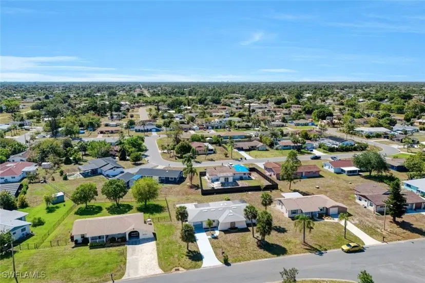 Picture of 1423 Alwynne Dr, Lehigh Acres FL 33936