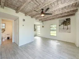 Picture of 158 4Th St, Naples, FL 34113