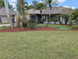 Picture of 213 Bay Meadows Dr, Naples, FL 34113