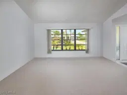 Picture of 213 Bay Meadows Dr, Naples, FL 34113
