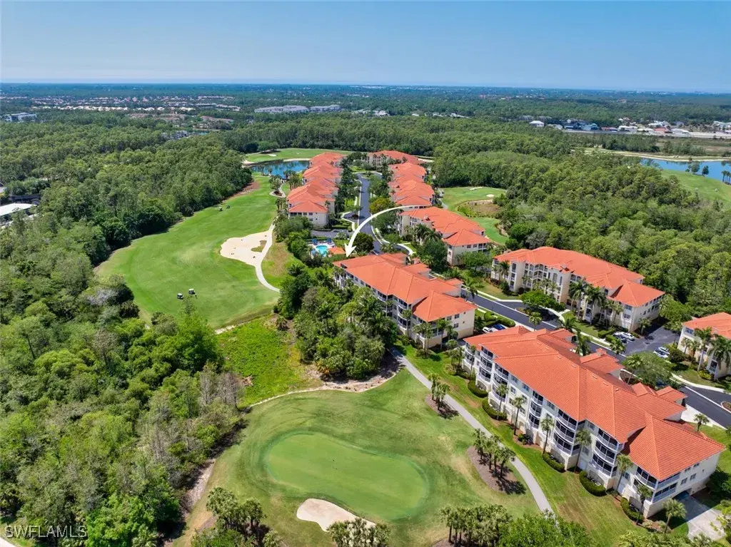 Picture of 4844 Hampshire Ct 106, Naples, FL 34112