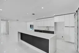 Picture of 800 NW 153Rd St, Miami, FL 33169