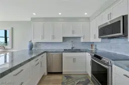 Picture of 9375 Gulf Shore Dr 202, Naples, FL 34108