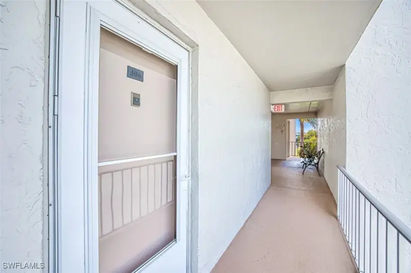 Picture of 1580 Pine Valley Dr 306, Fort Myers FL 33907