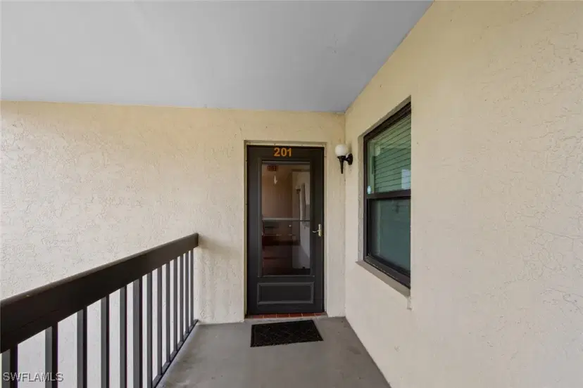 Picture of 9315 Central Park Dr 201, Fort Myers FL 33919