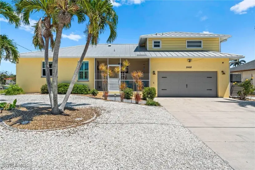 Picture of 2468 Sapodilla Ln, St. James City FL 33956