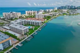 Picture of 3000 Gulf Shore Blvd N 113, Naples, FL 34103