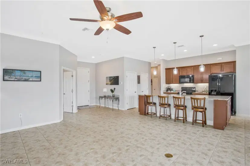Picture of 10331 Whispering Palms Dr, Fort Myers FL 33913