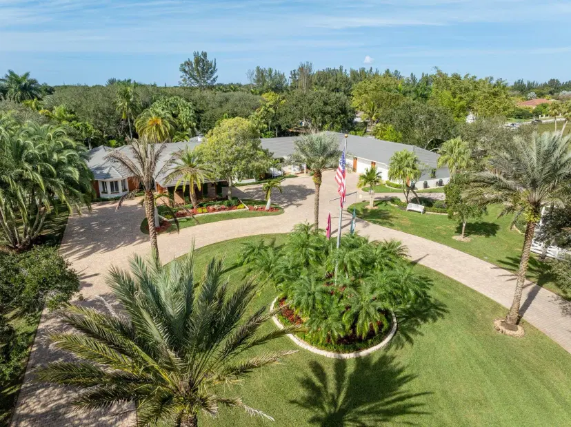 Picture of 17911 SW 63Rd Mnr, Southwest Ranches FL 33331