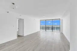 Picture of 20515 E Country Club Dr 745, Miami, FL 33180