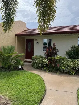 Picture of 306 Lake Helen Dr 306, West Palm Beach, FL 33411