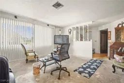Picture of 8362 San Carlos Blvd, Fort Myers, FL 33967