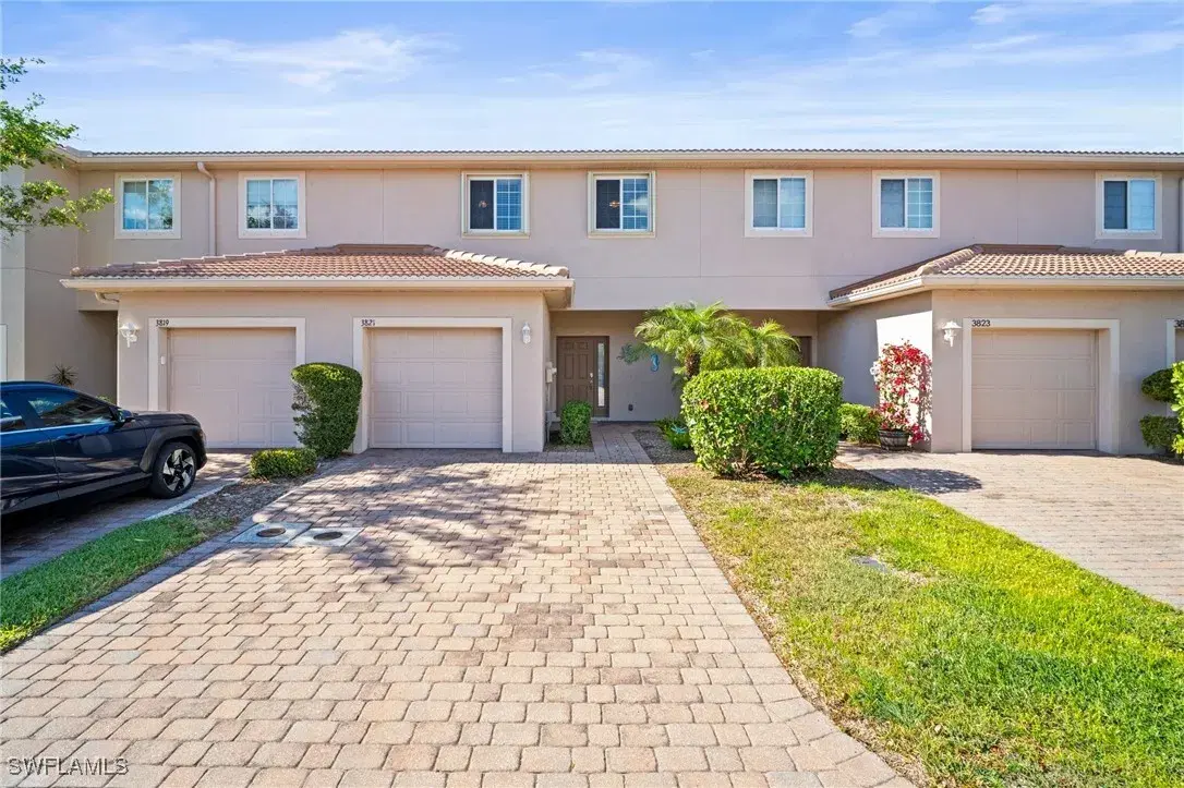 Picture of 3821 Clearbrook Ln, Fort Myers, FL 33966