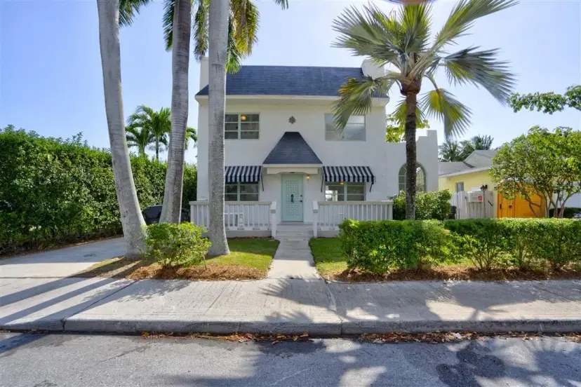 Picture of 422 N Lakeside Drive, Lake Worth Beach FL 33460