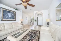 Picture of 967 Briarwood Blvd, Naples, FL 34104