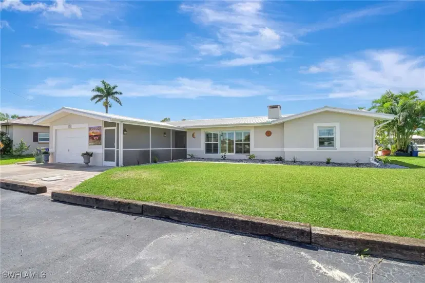 Picture of 1230 Betmar Blvd, North Fort Myers FL 33903