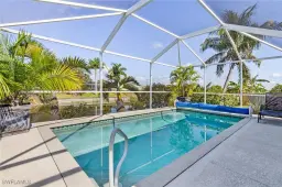 Picture of 924 NE 11Th Ave, Cape Coral, FL 33909