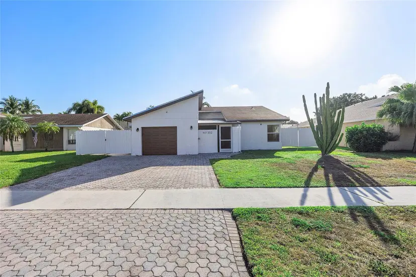 Picture of 352 NW 41St Ave, Deerfield Beach FL 33442