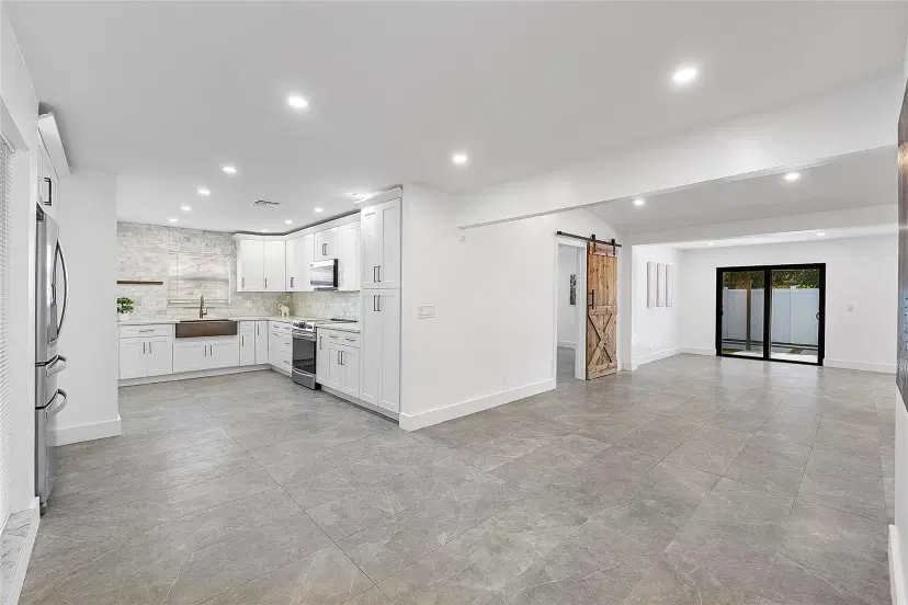 Picture of 352 NW 41St Ave, Deerfield Beach FL 33442