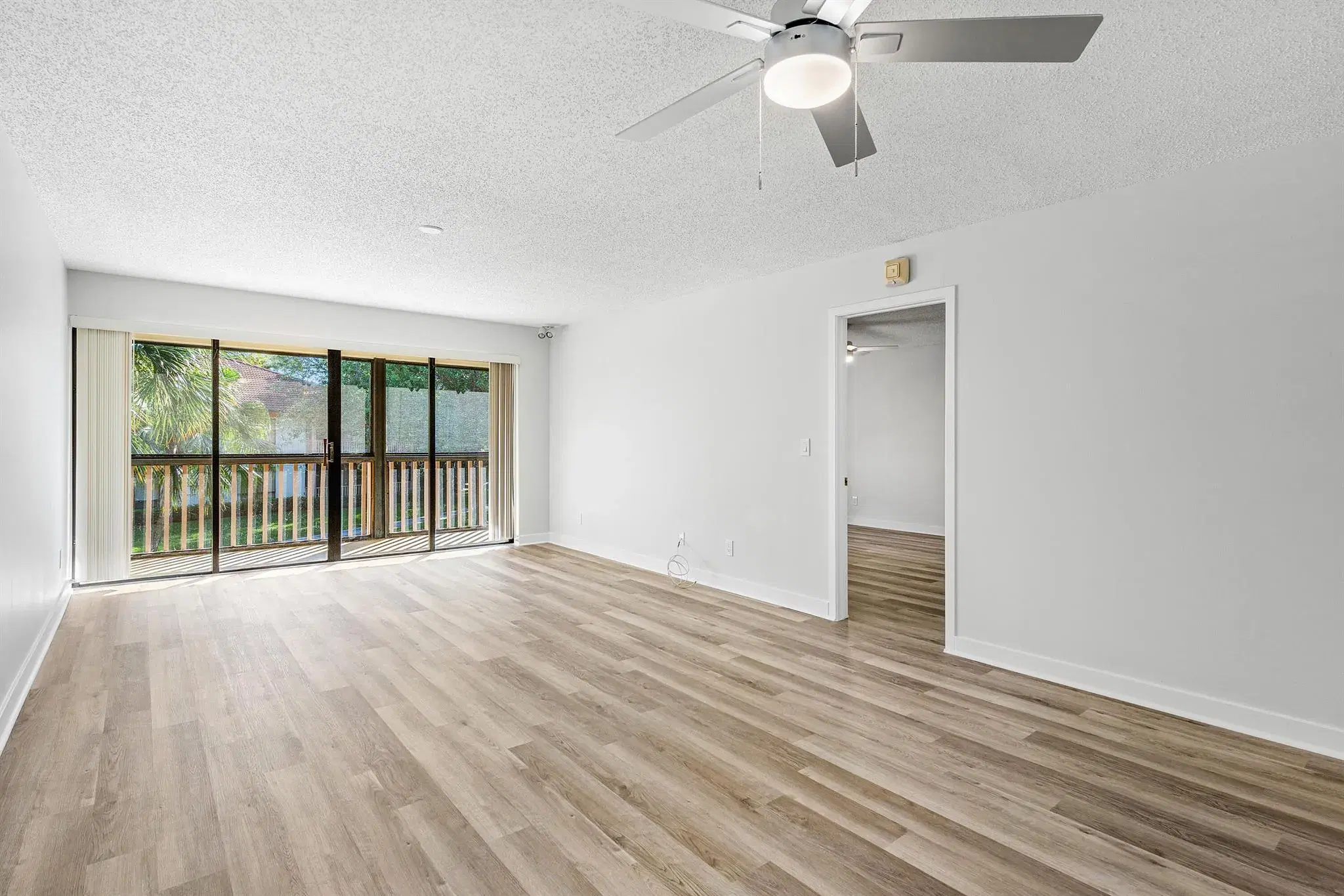 Picture of 145 Brackenwood Road, Palm Beach Gardens, FL 33418