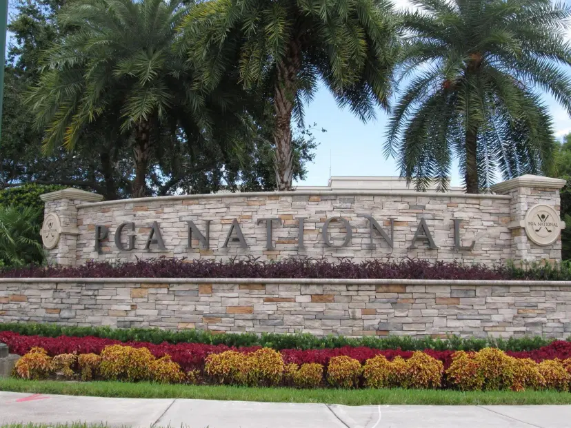 Picture of 145 Brackenwood Road, Palm Beach Gardens FL 33418