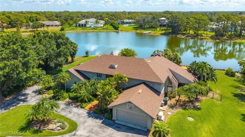 Picture of 154 Cajeput Dr, Naples FL 34108
