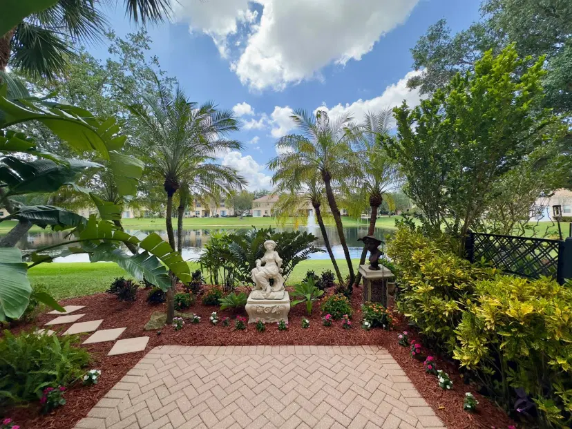 Picture of 264 River Bluff Lane, Royal Palm Beach FL 33411