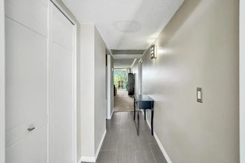 Picture of 9470 Poinciana Pl 408, Davie FL 33324
