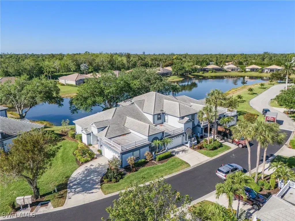 Picture of 8043 Glen Abbey Cir, Fort Myers, FL 33912