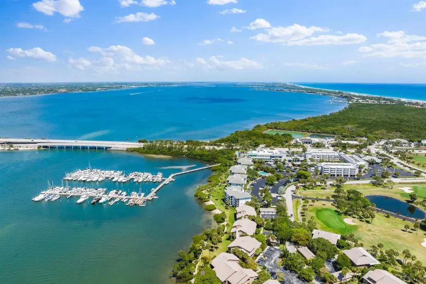 Picture of 350 NE Edgewater Drive 204, Stuart FL 34996