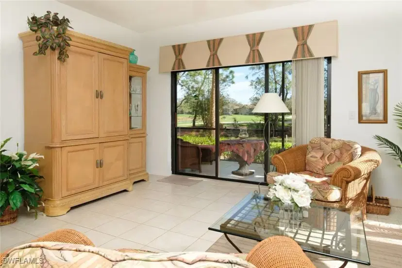 Picture of 210 Vintage Cir C103, Naples FL 34119