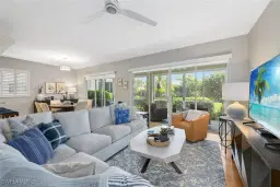 Picture of 658 Vintage Reserve Cir 7A, Naples, FL 34119