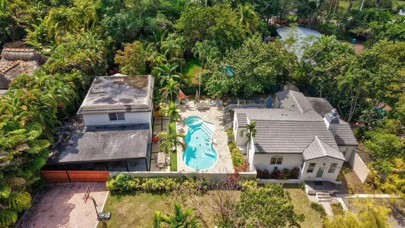 Picture of 430 NE 121St Street, Biscayne Park FL 33161