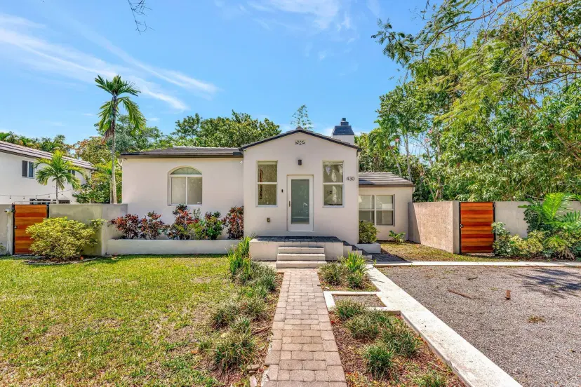 Picture of 430 NE 121St Street, Biscayne Park FL 33161