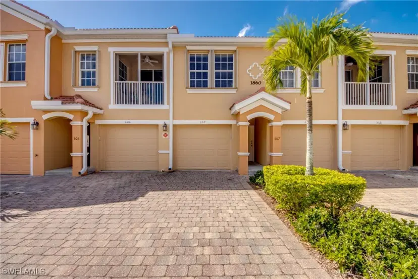 Picture of 1860 Concordia Lake Cir 607, Cape Coral FL 33909