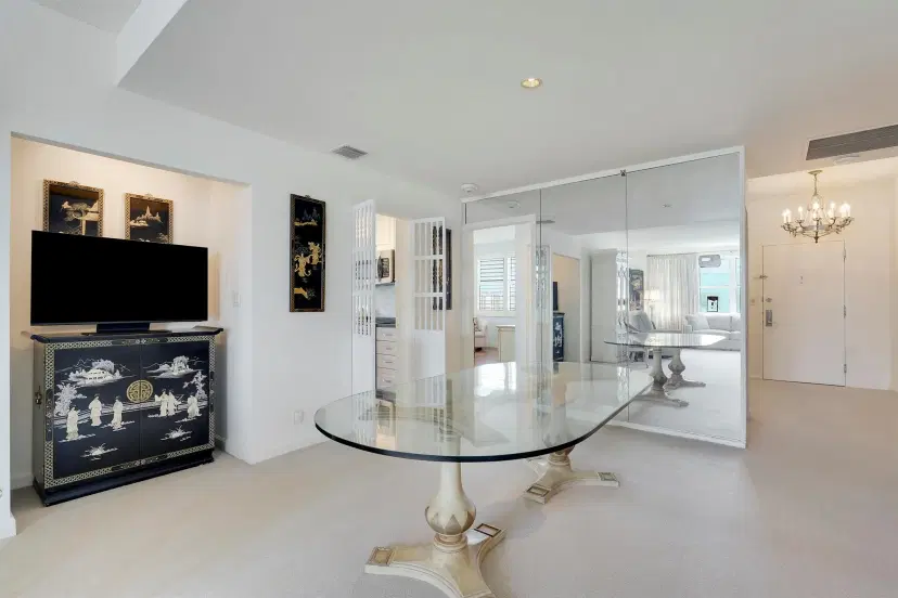 Picture of 1701 S Flagler Drive 1909, West Palm Beach FL 33401