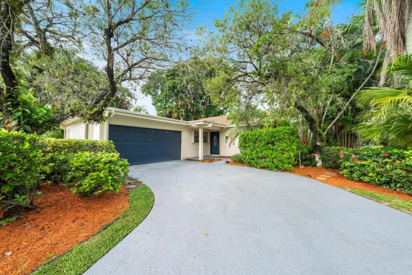 Picture of 13197 Sand Grouse Court, Palm Beach Gardens FL 33418