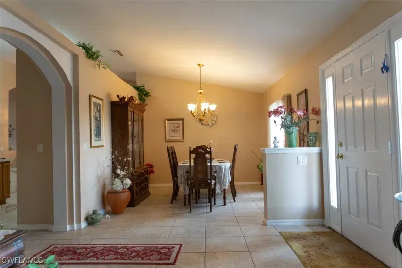 Picture of 203 SW 10Th Pl, Cape Coral FL 33991
