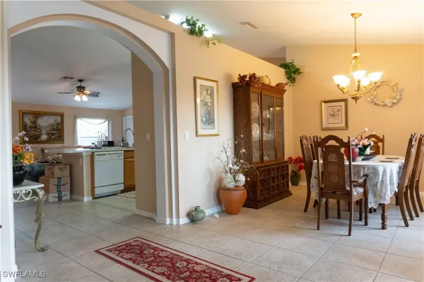 Picture of 203 SW 10Th Pl, Cape Coral FL 33991