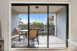 Picture of 445 SE 21St Avenue 305, Deerfield Beach, FL 33441