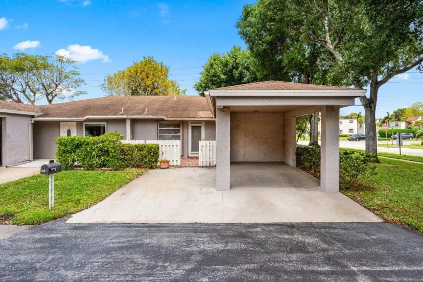 Picture of 6835 Moonlit Drive, Delray Beach FL 33446