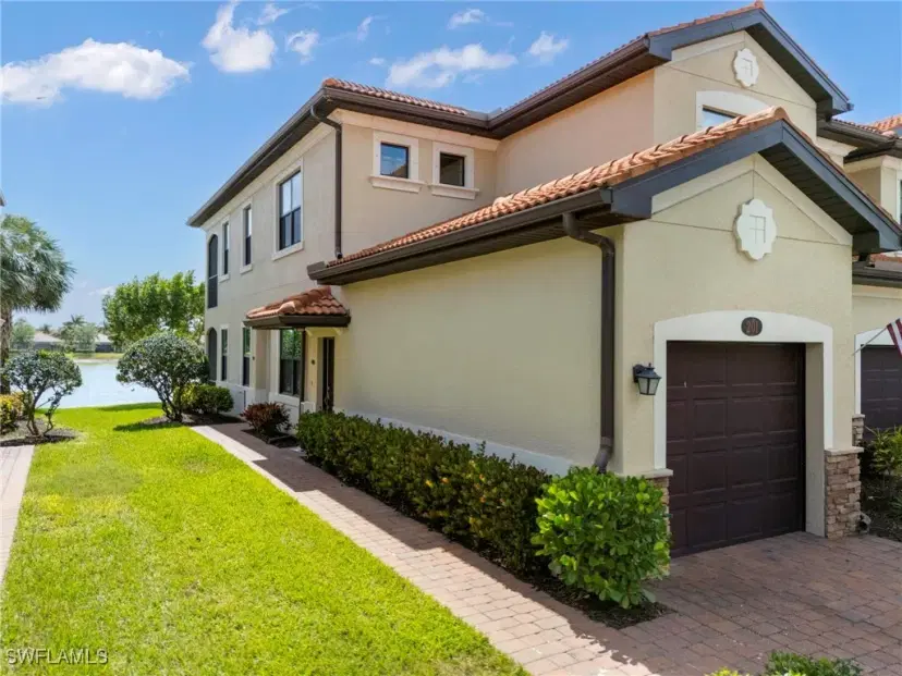 Picture of 26197 Palace Ln 201, Bonita Springs FL 34135