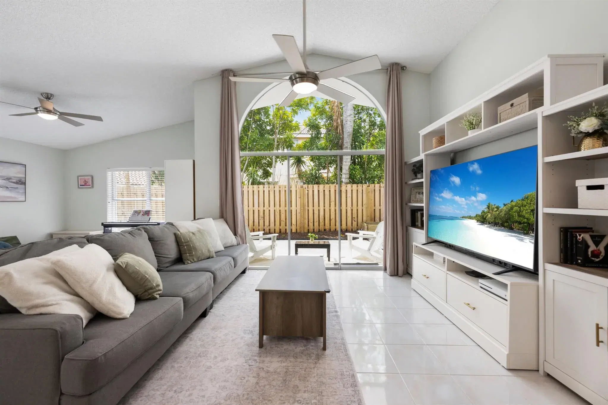 Picture of 7133 Catalina Way, Lake Worth, FL 33467
