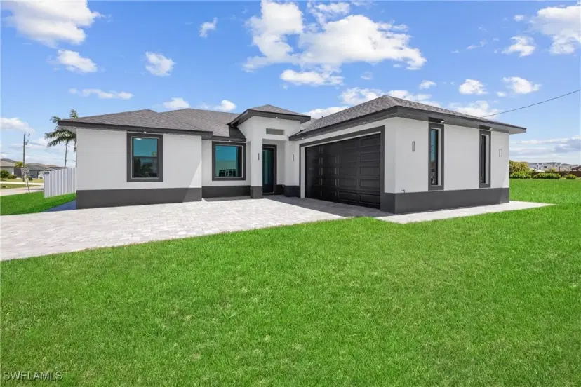 Picture of 125 Chiquita Blvd S, Cape Coral FL 33993