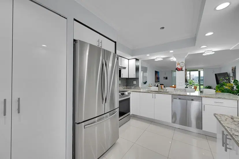 Picture of 7210 Lake Circle Drive 206, Margate FL 33063